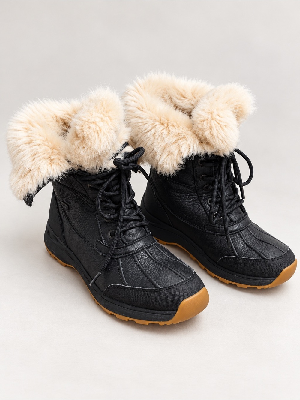 UGG Adirondack III Fluff Waterproof Winter Boots Black US 9